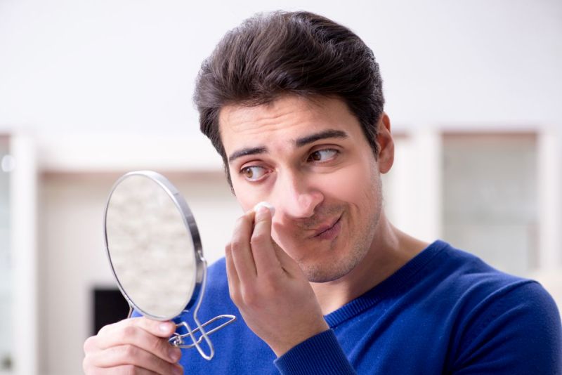 Ako bojovať s akné – tipy a rady pre mužov